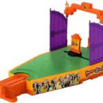 World of Zombies 1 Game Park with Accessories 30 x 20 x 6 cm, Multicoloured