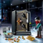 PLAYMOBIL 70908 City Action Bank Robbery Starter Pack