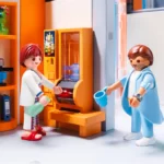 Playmobil 70190 City Life Large Furnished Hospital With Lift